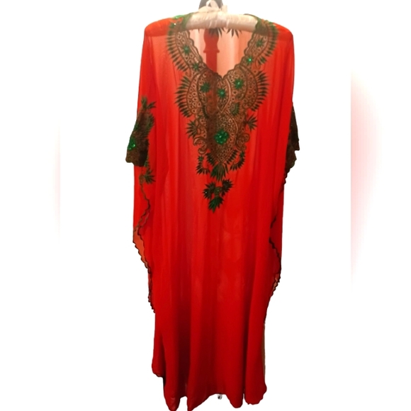 Moroccan Red & green Kaftan - Picture 1 of 8